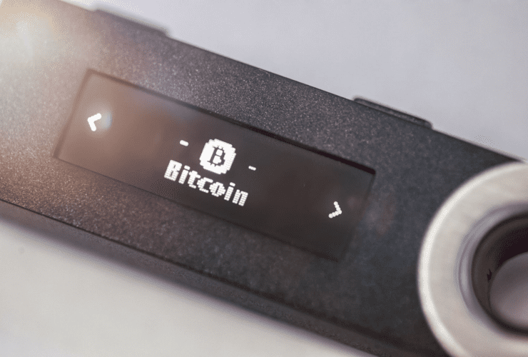 How to Secure Crypto Without a Hardware Wallet Safely
